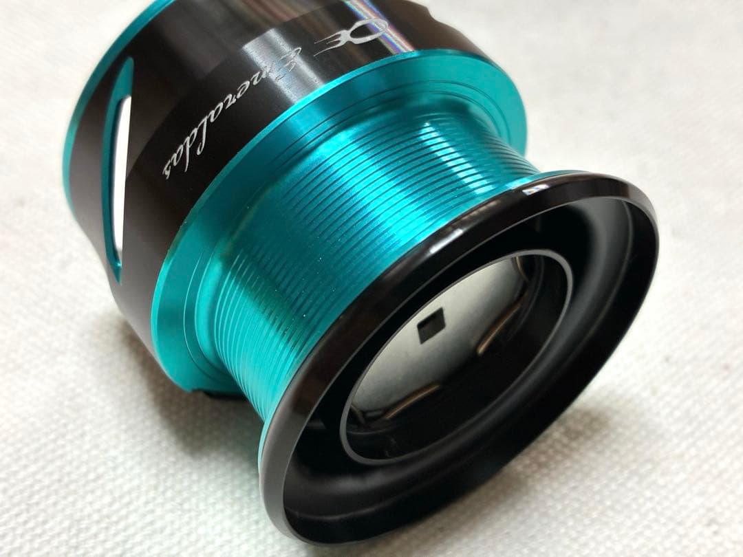 【極美品】Daiwaリール21EME AIR LT2500-DH【純正スプール】