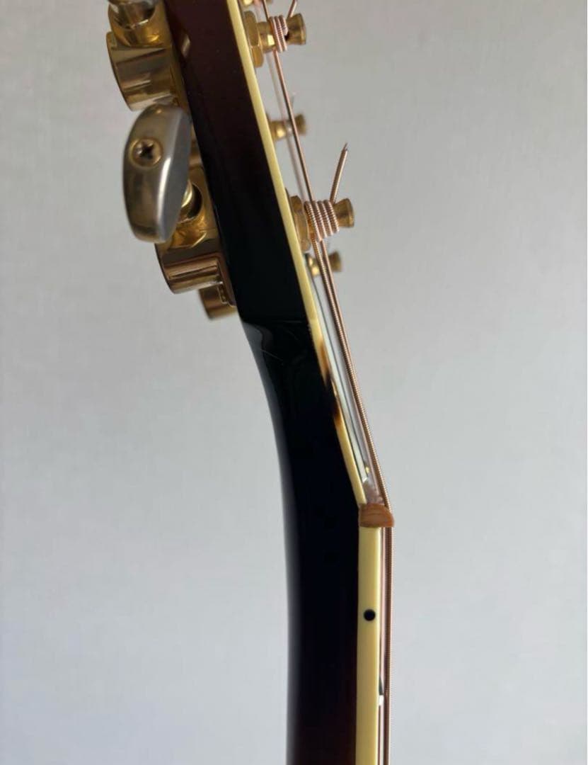 ぺぺ Gibson SJ-200 2015