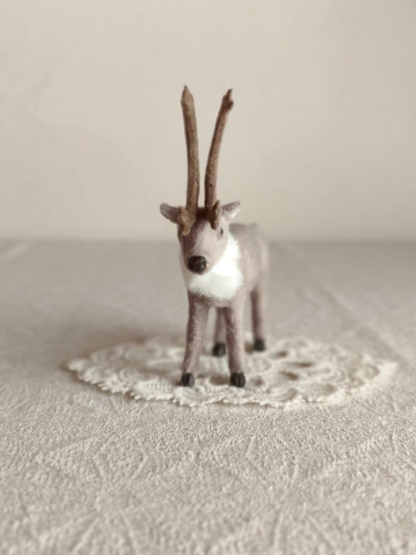 【まーちゃんさま】ornament ❀ * グレーのステキなトナカイさん