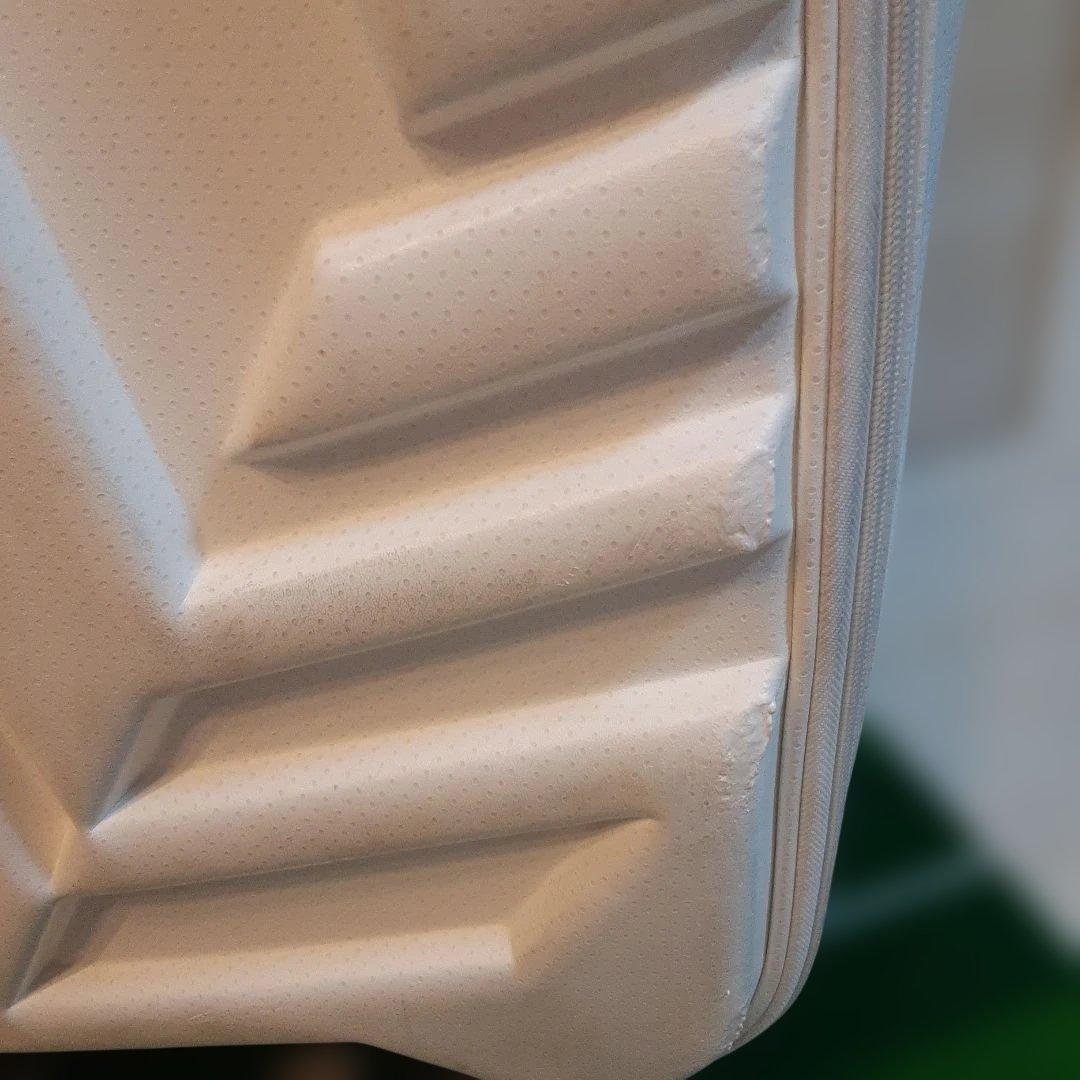 デサントゴルフ　キャディーバック最終価格