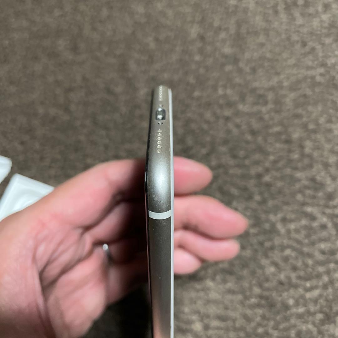 iPhone SE (第3世代) 128GB 箱あり、充電ケーブル未使用