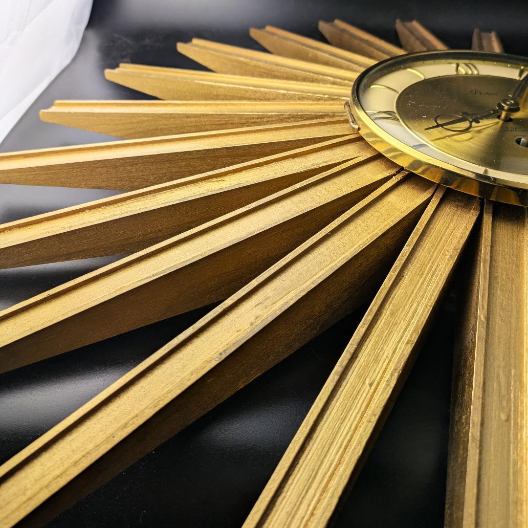 USA Artco社 木製サンバースト 金色 手巻掛時計 58cm ビンテージ