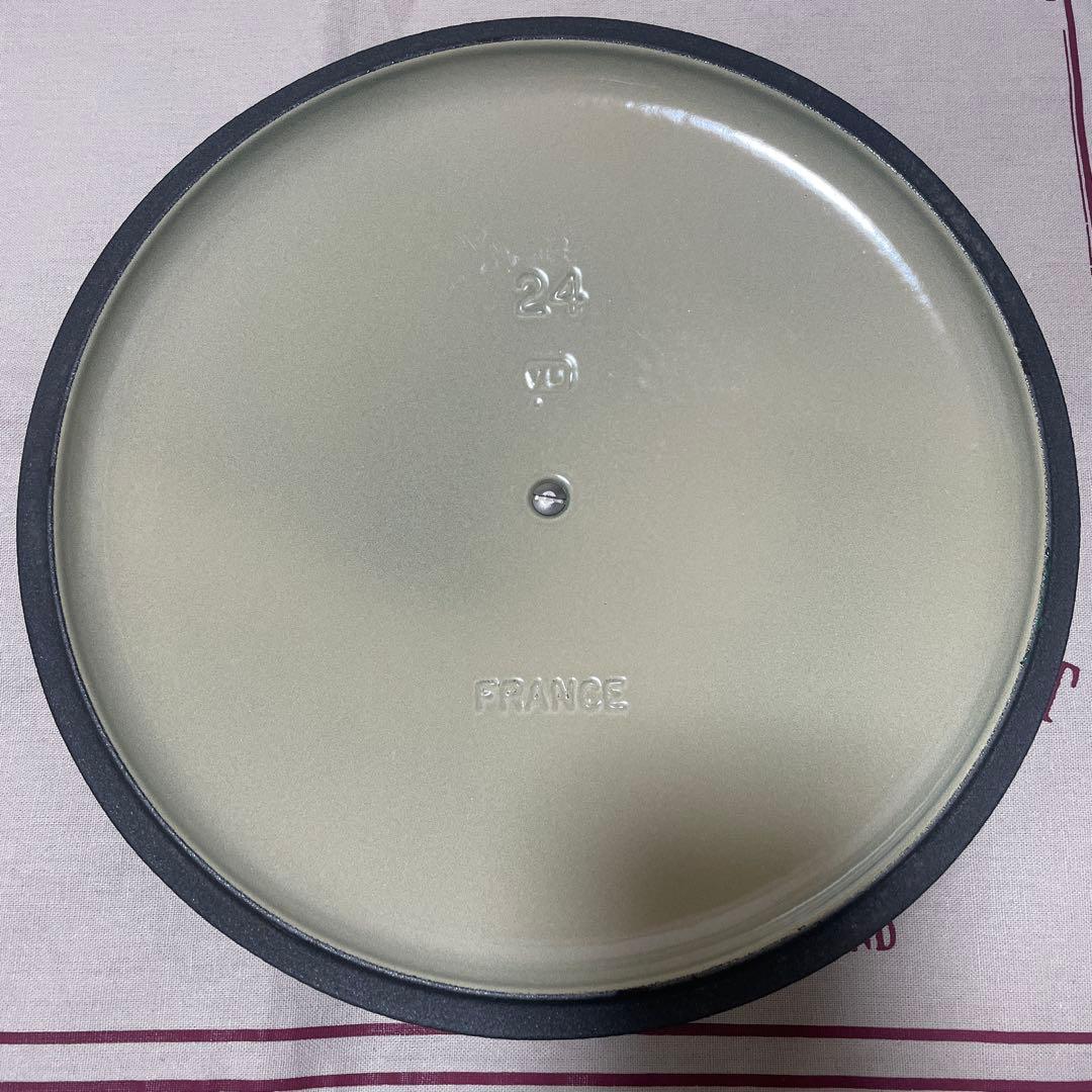 《希少》ルクルーゼ 24cm 希少 カクタスグリーン ココットロンド