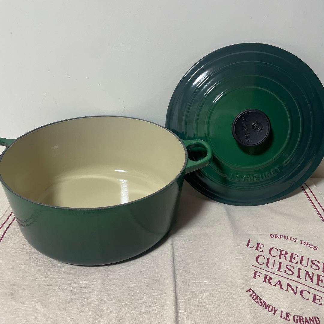 《希少》ルクルーゼ 24cm 希少 カクタスグリーン ココットロンド