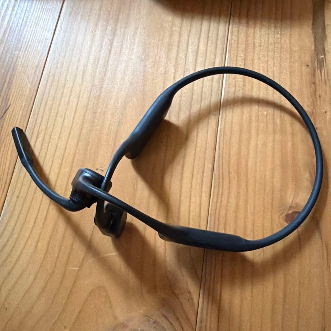 SHOKZ OPENCOMM 骨伝導イヤホン