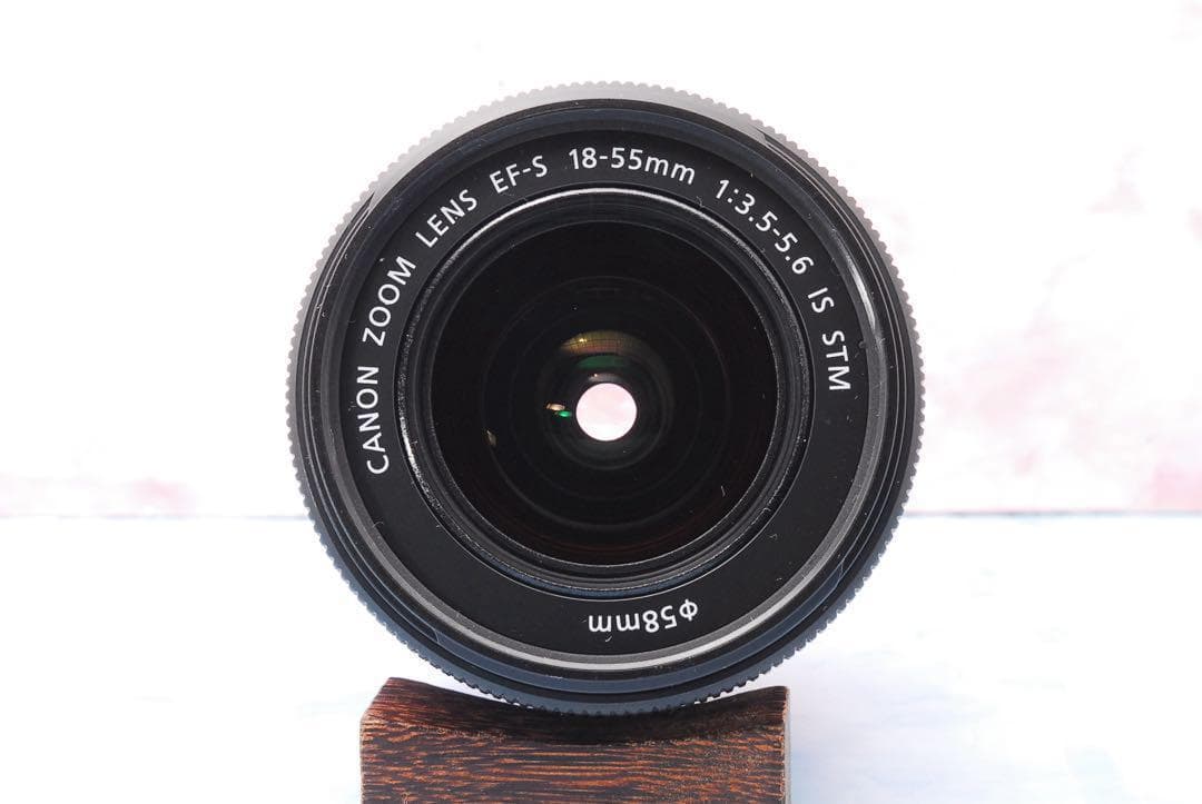 キャノン Kiss X9i●一眼レフカメラ●高性能STMレンズ●スマホ転送！