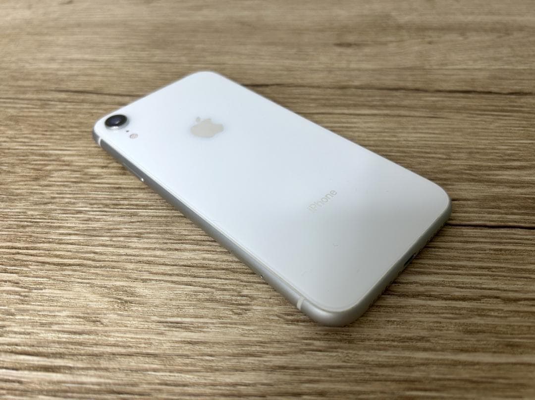 超美品Apple iPhone XR 128GB ホワイト 本体 SIMフリー