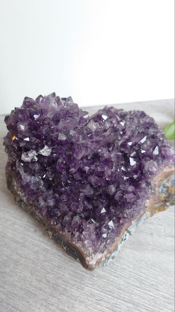 珍しい！コブ付きウルグアイ産アメジストクラスター