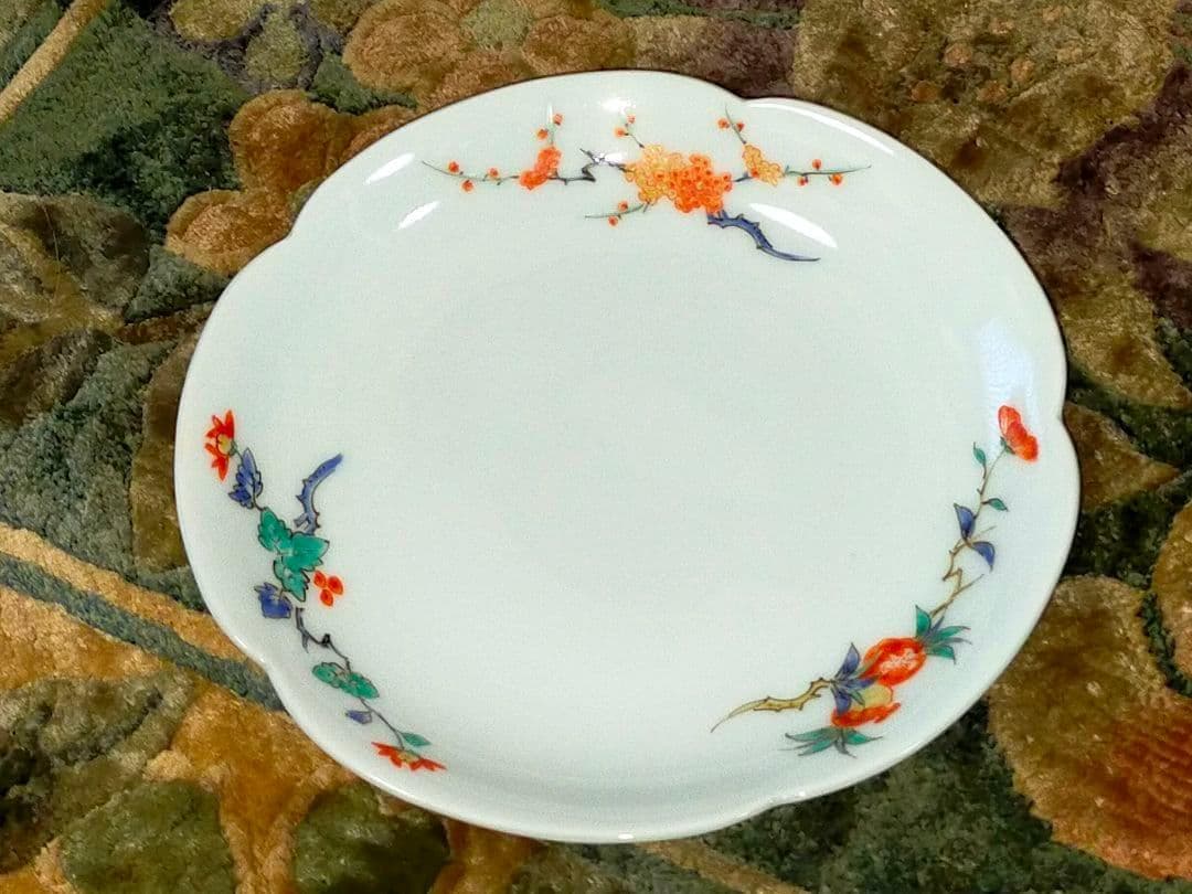 ♥未使用♥　人間国宝　♥　13代　♥　酒井田柿右衛門　♥　皿　５枚　共箱付き