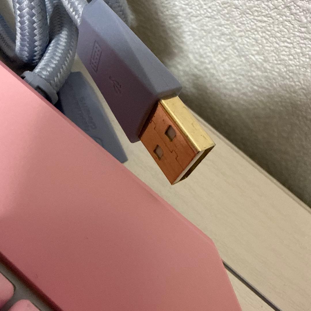 美品 ASUS ゲーミングキーボード XA01 ROG STRIX FLARE