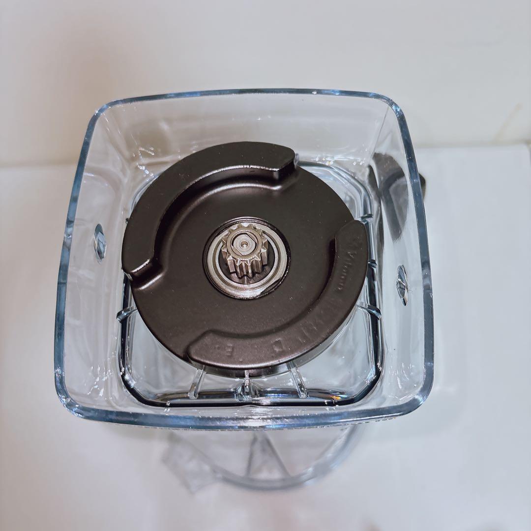 Vitamix 　バイタミックス　Pro 500 ステンレスシルバー　上位モデル