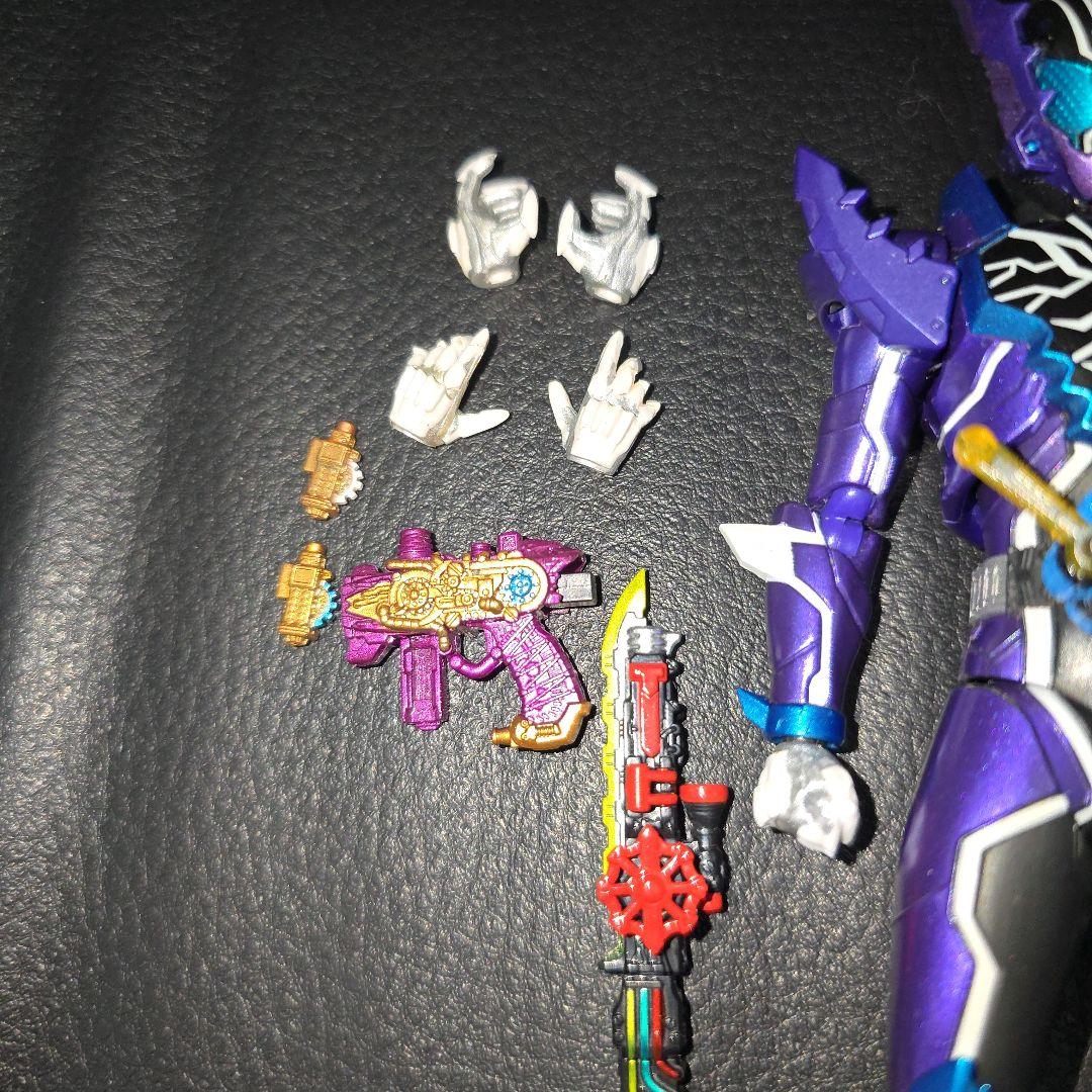 フィギュアーツ 仮面ライダービルド 仮面ライダーローグ