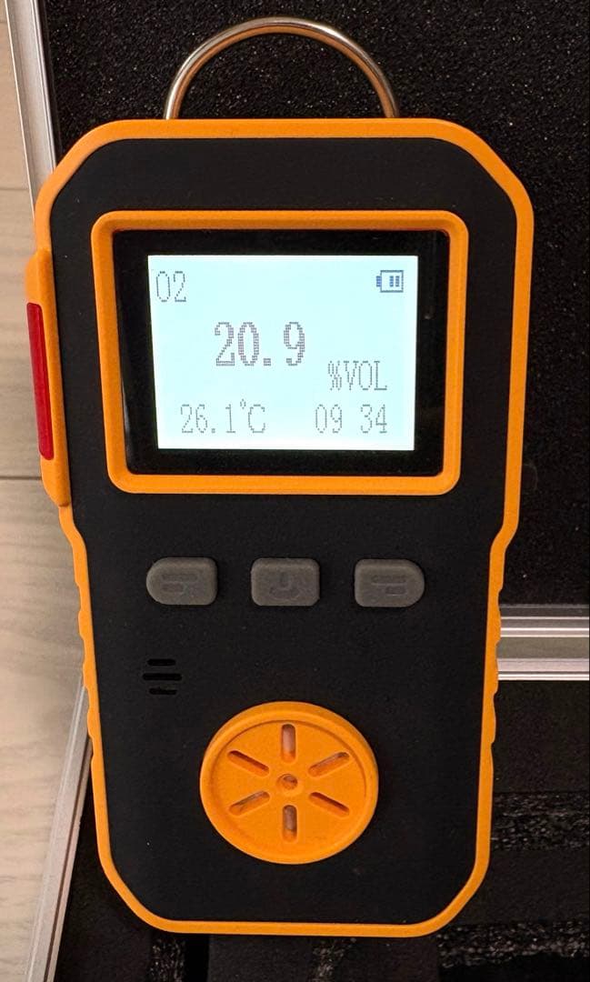 なっちん⭐断捨離開始！専用 ペット用 酸素室セット M酸素濃縮器・酸素測定器３点