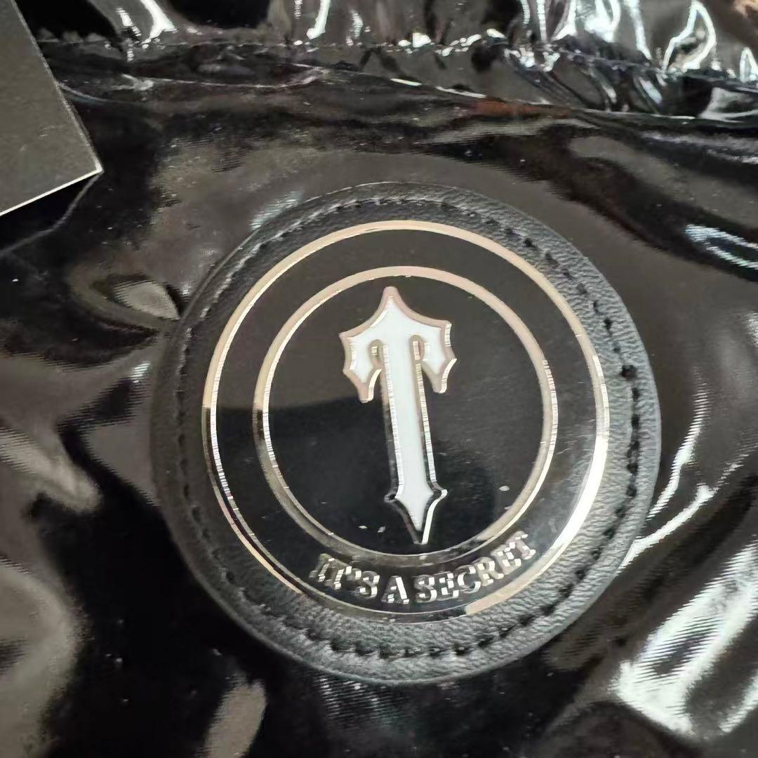 新品 TRAPSTAR 光沢ブラック ダウンジャケット Mサイズ u