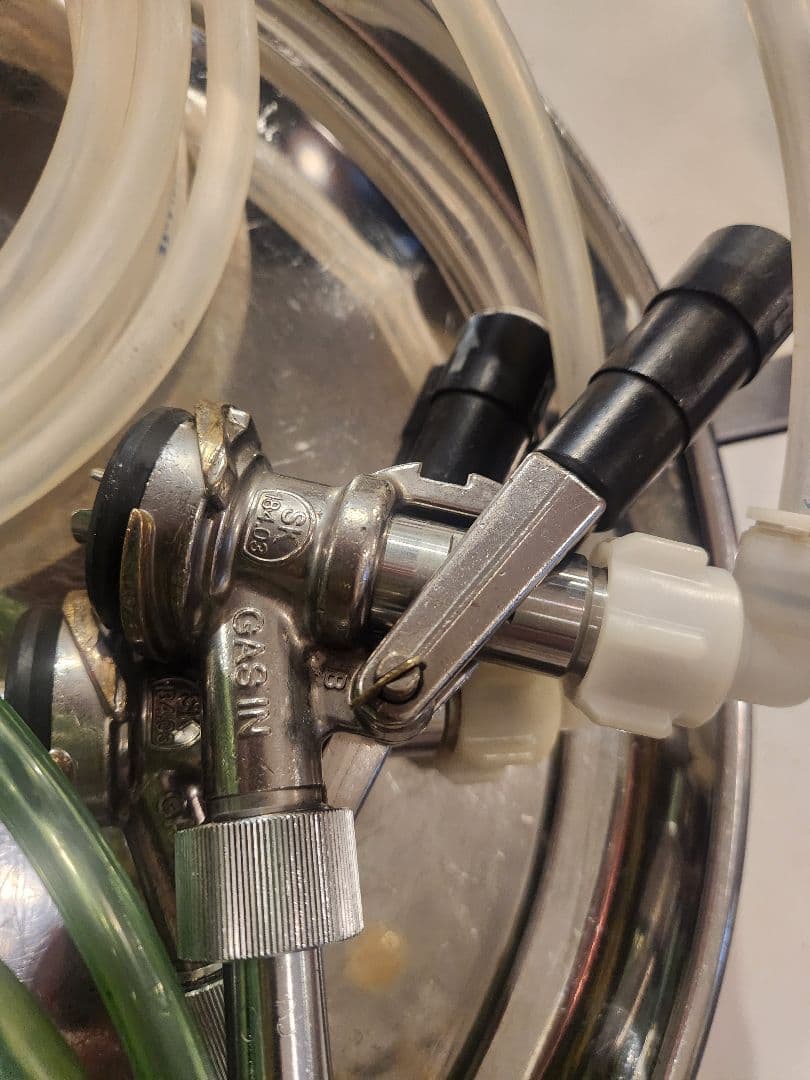 ニットクビールサーバーWコック レア木製コック付き 洗浄済み程度良好 フルセット