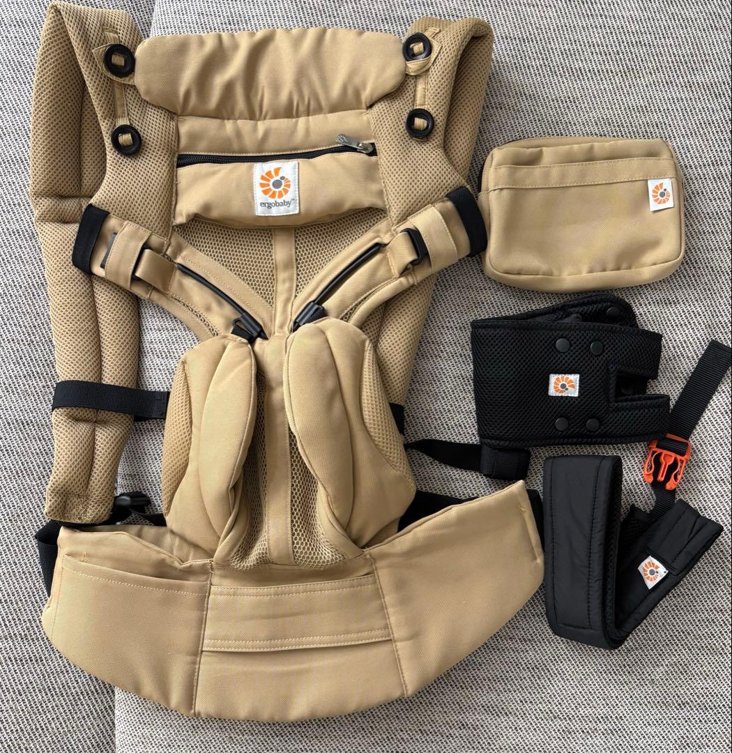 【美品】ergobaby OMNI360 ベージュ　ポーチ付