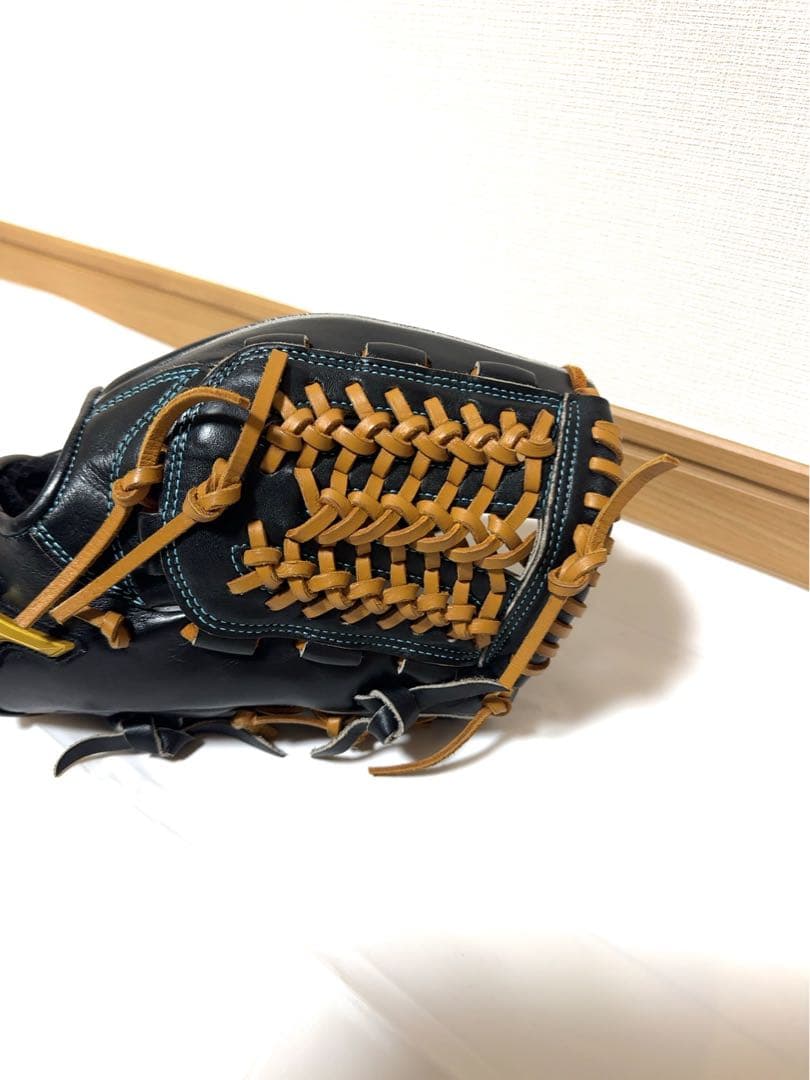 【美品】値引き歓迎 MIZUNO ミズノ 一般軟式グローブ AXI仕様 右投