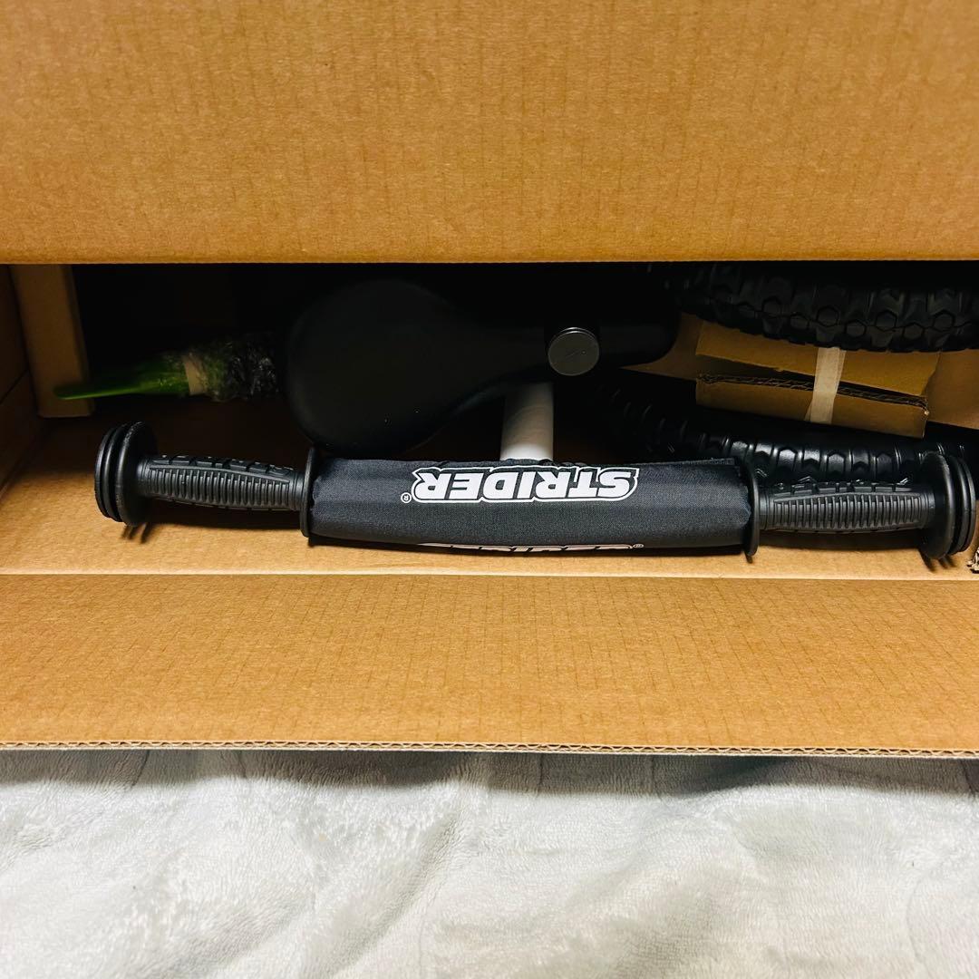 新品未使用 ストライダー 12インチ スポーツモデル グリーン