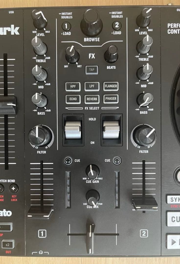 ⑥Numark Mixtrack Pro FX DJコントローラー