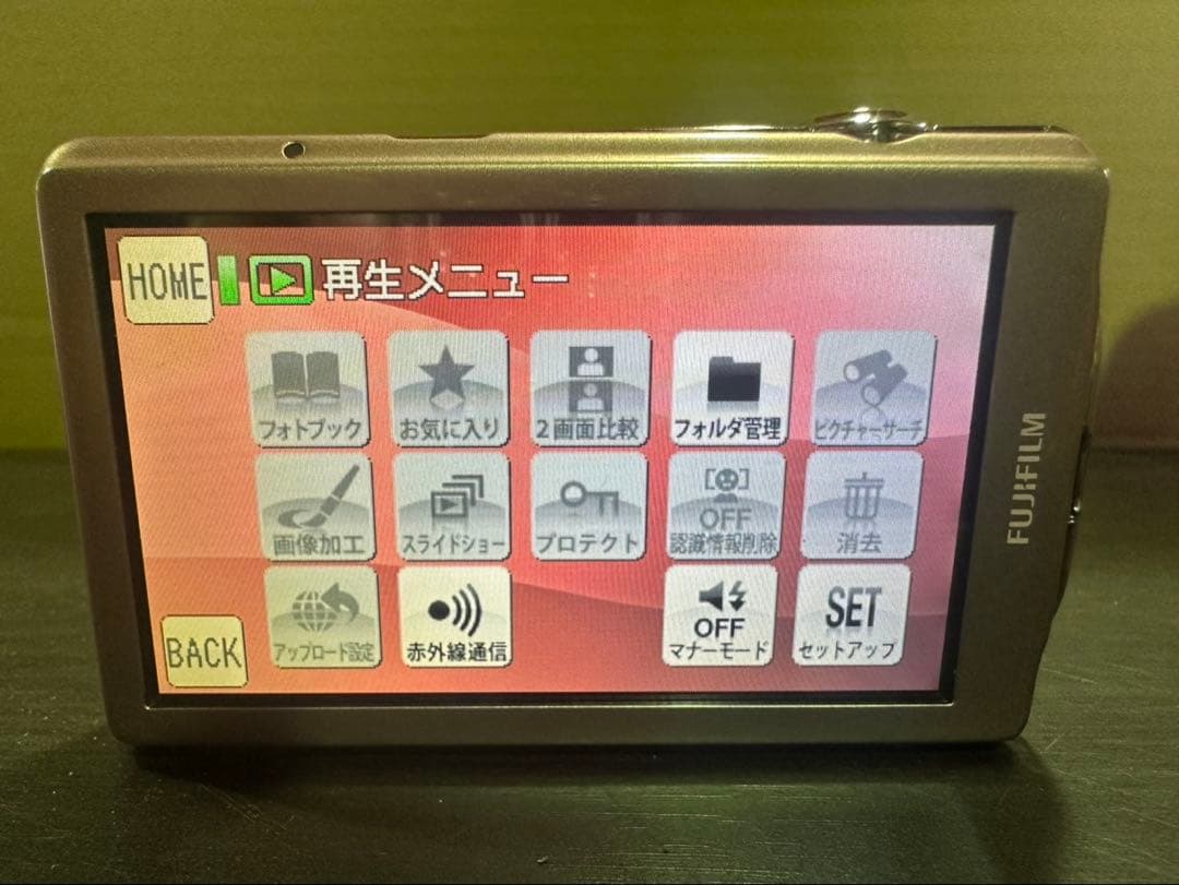 G1761 富士フイルムFINEPIX Z800EXR コンパクトデジタルカメラ