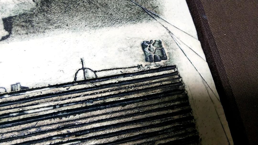 陶板　「白芥子」 三浦景生　染色