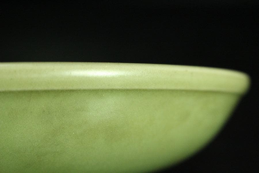 中国美術 青磁 鹿福紋 皿 φ19.5cm(K-A827)