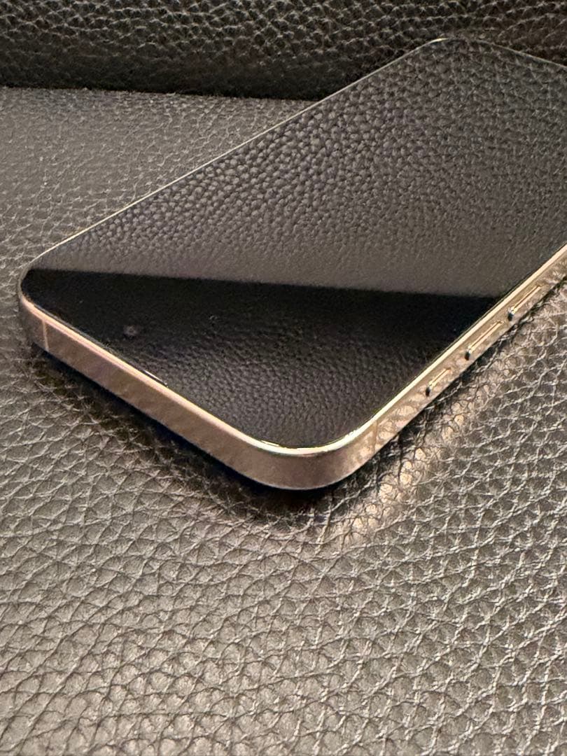 iPhone16pro 本体 512GB 画面フィルムつき