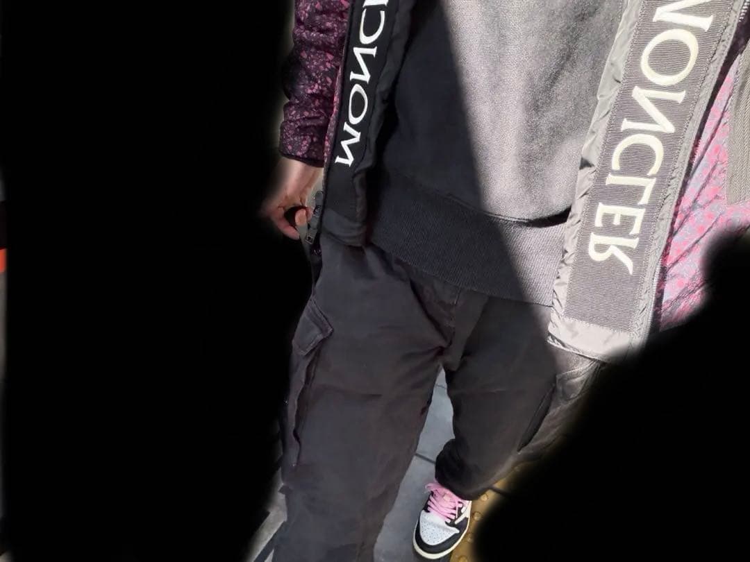 国内正規 MONCLER SIAGNE ナイロンジャケット ブルゾン