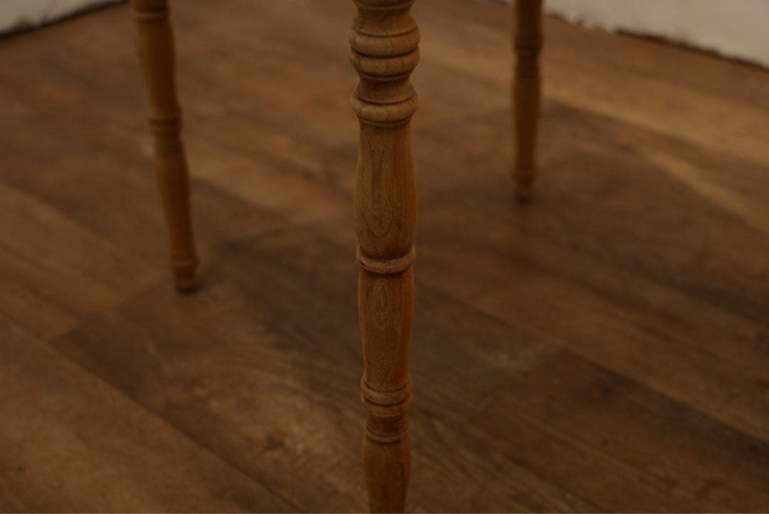 フランスアンティーク　テーブル