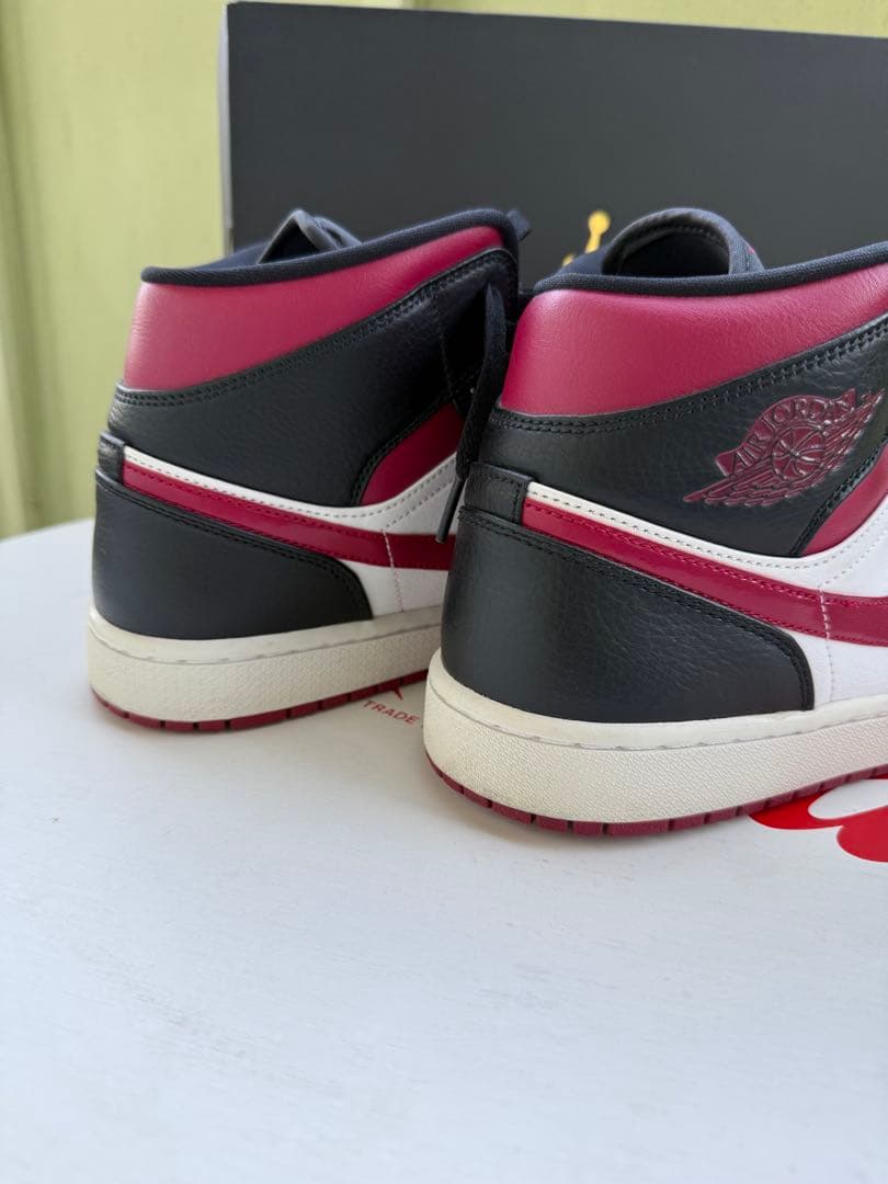 シューズ(男性用) NIKE AIR JORDAN 1 MID \"BLACK/RED/ WHITE\"