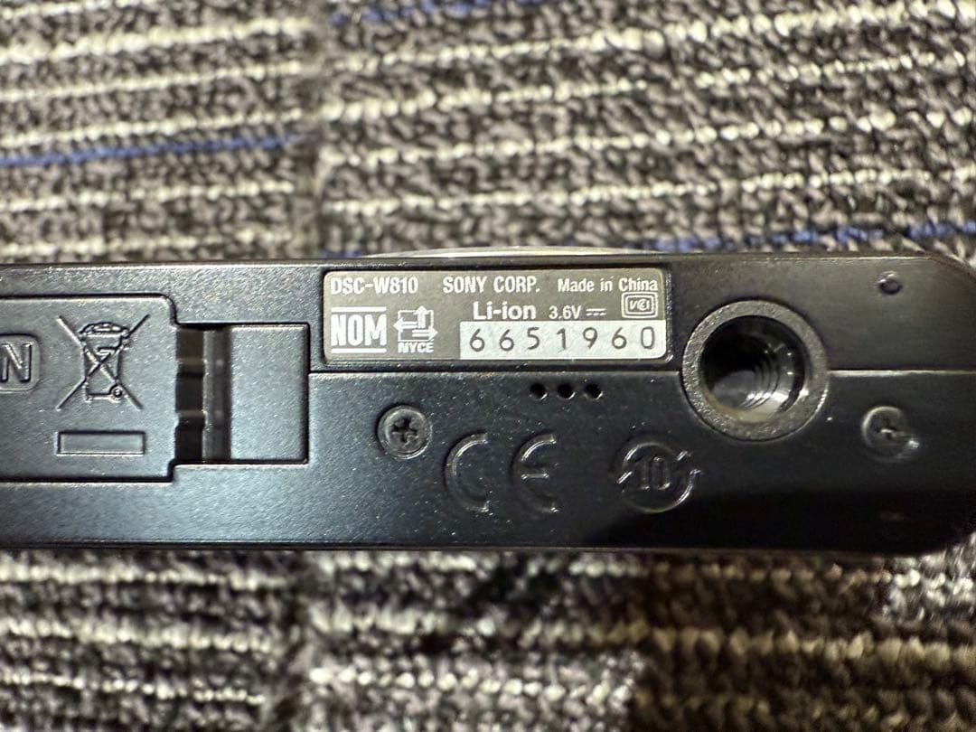 Kdyusnnnf　SONY サイバーショット DSC-W810 ブラック