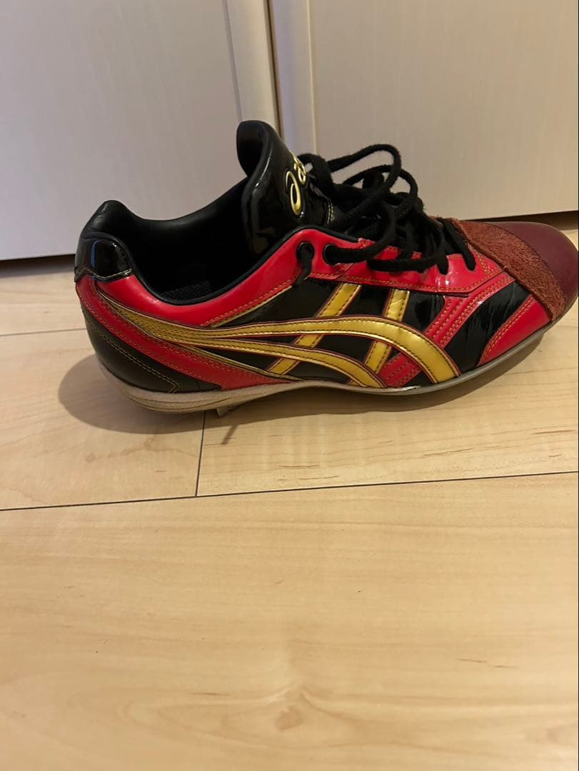 asics 赤黒金 スパイク　27.0㎝　六角レンチ付き