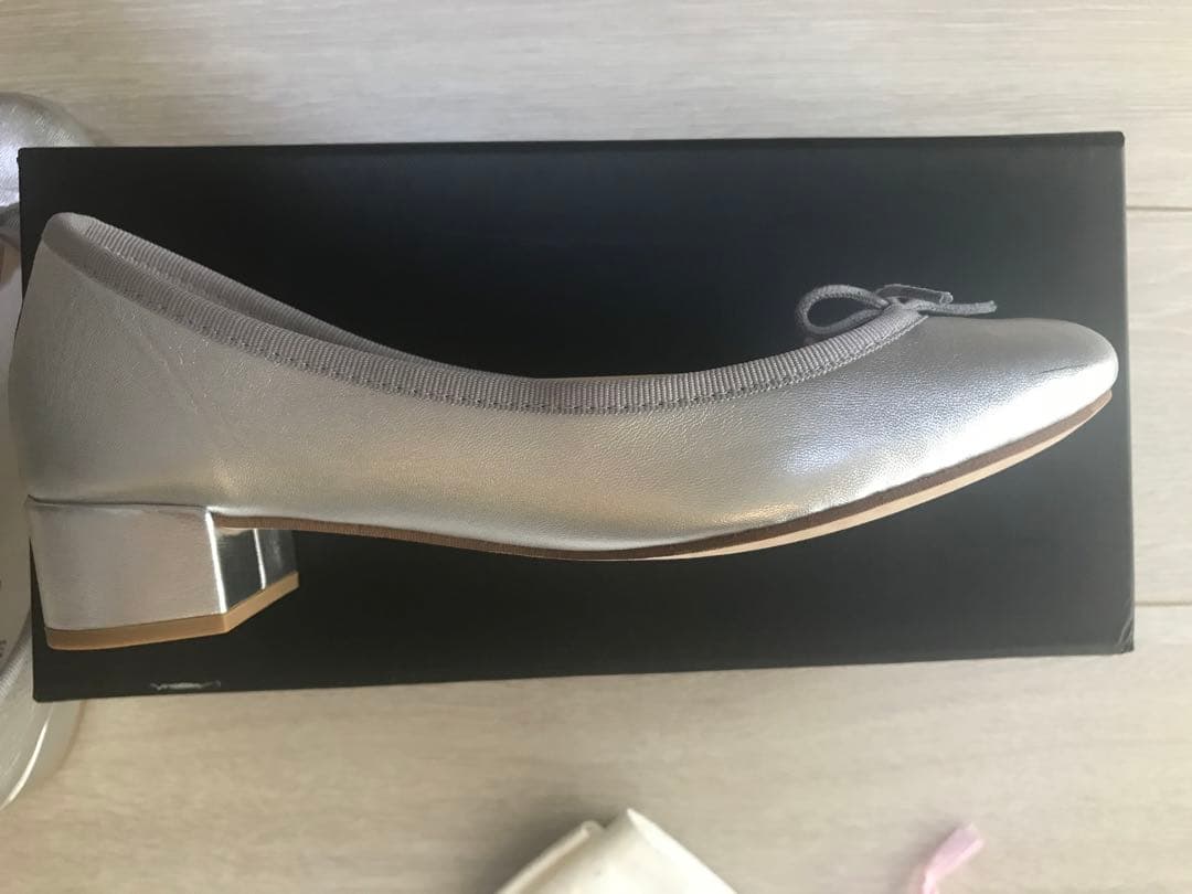 【新品未使用】【傷あり】Repetto レペットバレエシューズ シルバー37.5