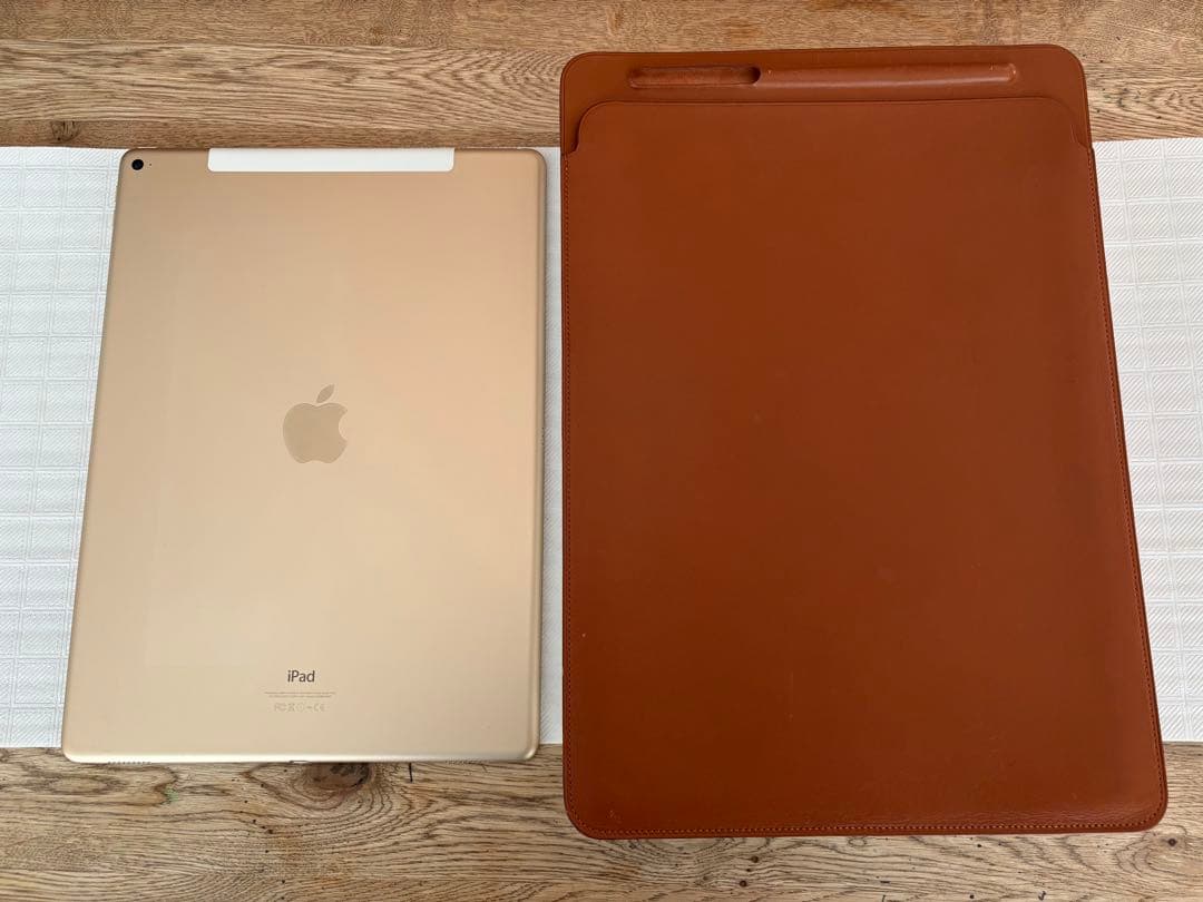 iPad Pro(第一世代/Wi-Fi+Cellular/ゴールド) 、その他