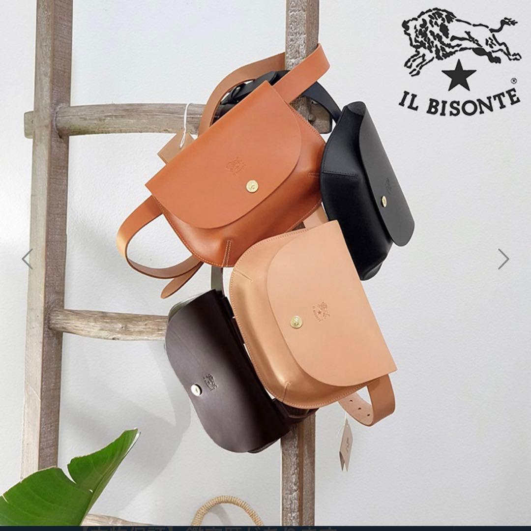 IL BISONTE カウハイド レザー ボディバック　ウエストバッグ　ブルー