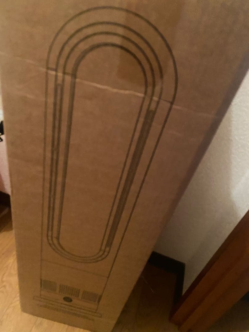 タワーファン　冷暖兼用　羽なし扇風機　DCモーター 　100°左右首振り