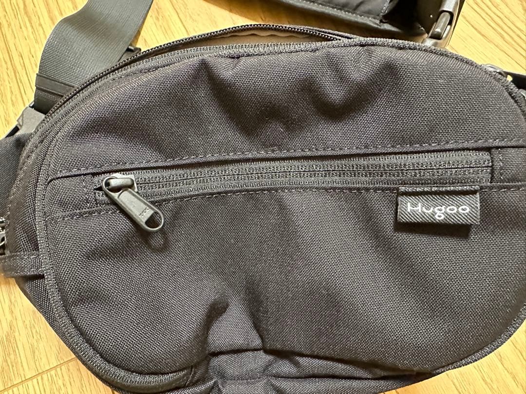 美品　Hugoo Dual Hip Seat（ブラック）