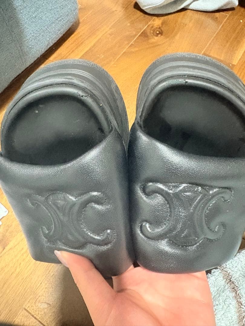 CELINE ブラック ブロックスライドトリオンフサンダル