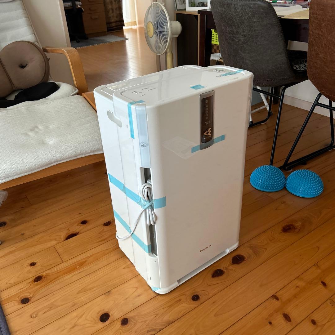 空気清浄機 ホワイト コンパクト