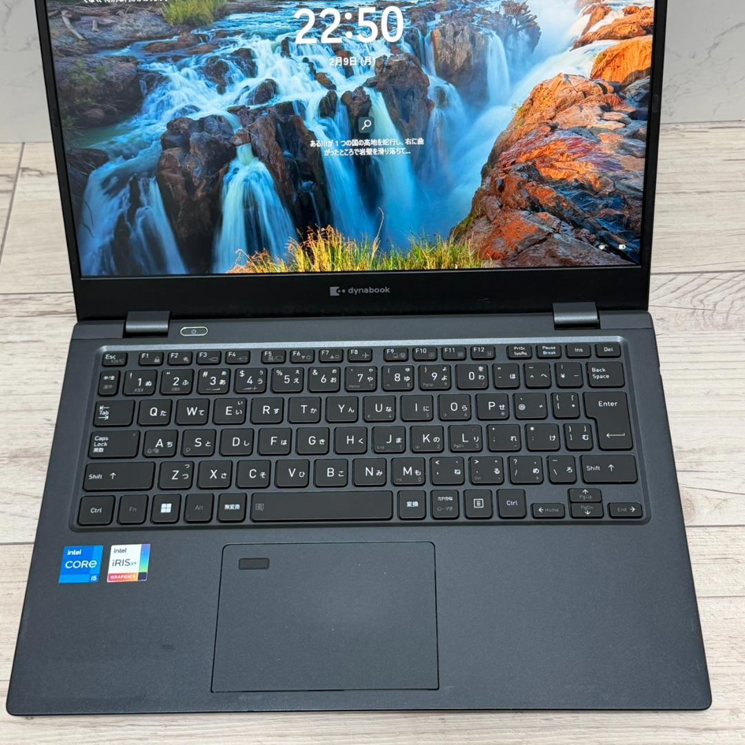 起動◎★東芝 dynabook G83/HU i5 SSD256GB 16GB