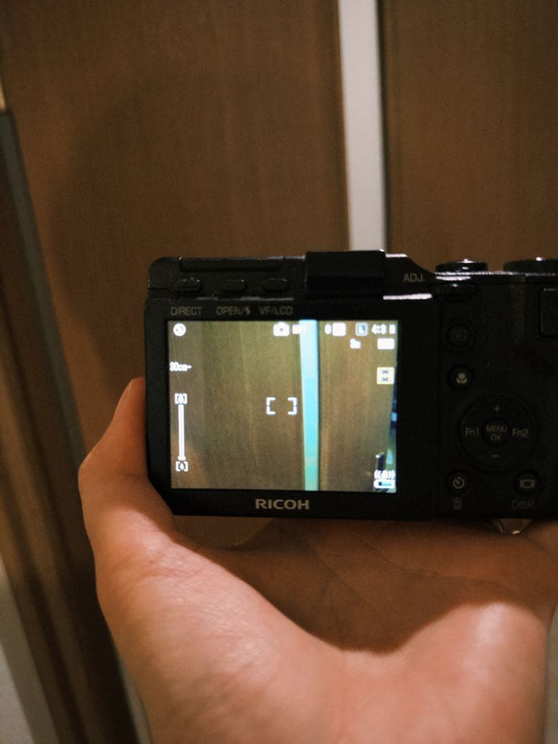 ※ aky2131 　RICOH GXR コンパクトデジタルカメラ P10