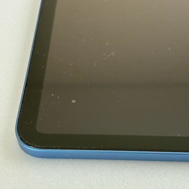 美品　iPad (10世代）Wi-Fi 64GB ブルー フル充電100%