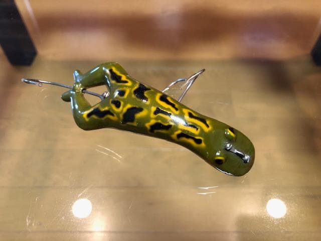Heddon ヘドンルーニーフロッグ 4個セット