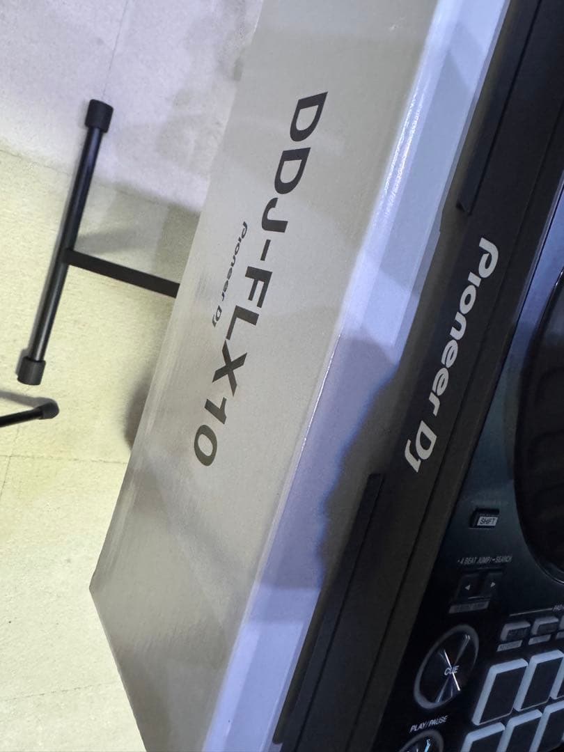 Pioneer DJ DDJ-FLX10 コントローラー