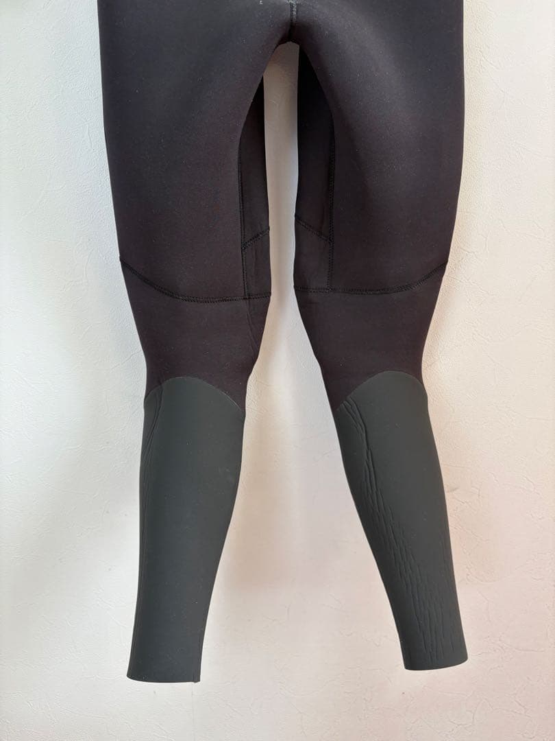 O'NEILL セミドライ バックジップ 5×3 mm MSサイズ