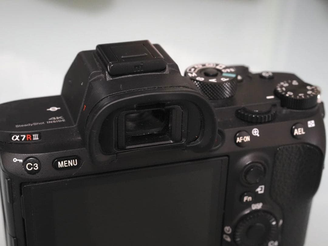 【新春セール】SONY α7R III ILCE-7RM3 ソニー