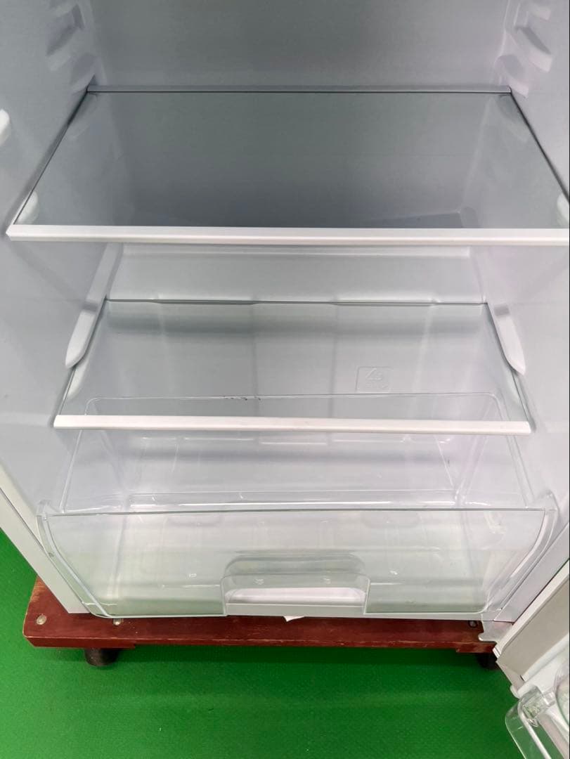 ☆地域限定送料無料☆Hisense 冷凍冷蔵庫 2ドア　ホワイト