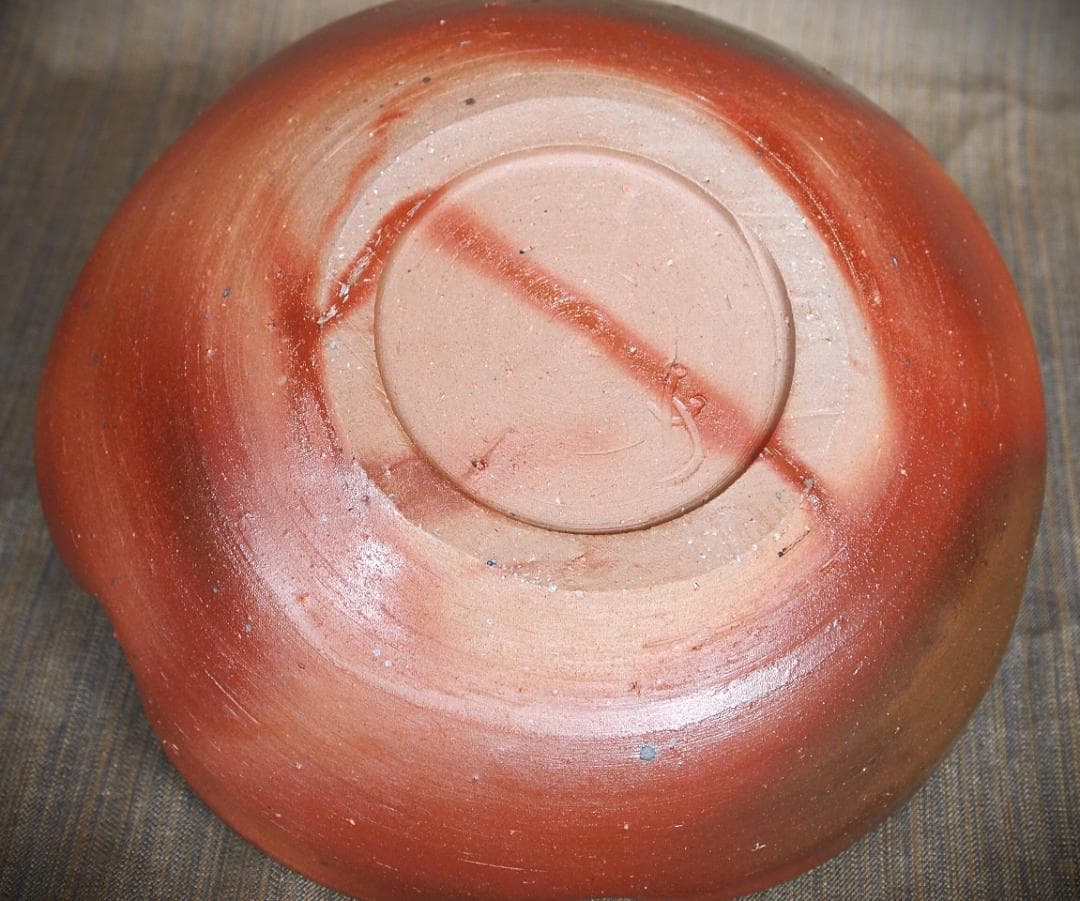 人気作家★藤原喜久代【師：辻清明】備前梅鉢（２３，５ｃｍ）★緋襷★共箱