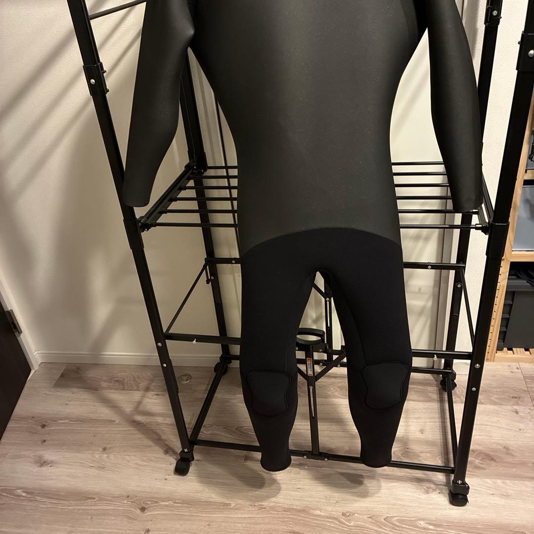 セミドライ　ウェットスーツ