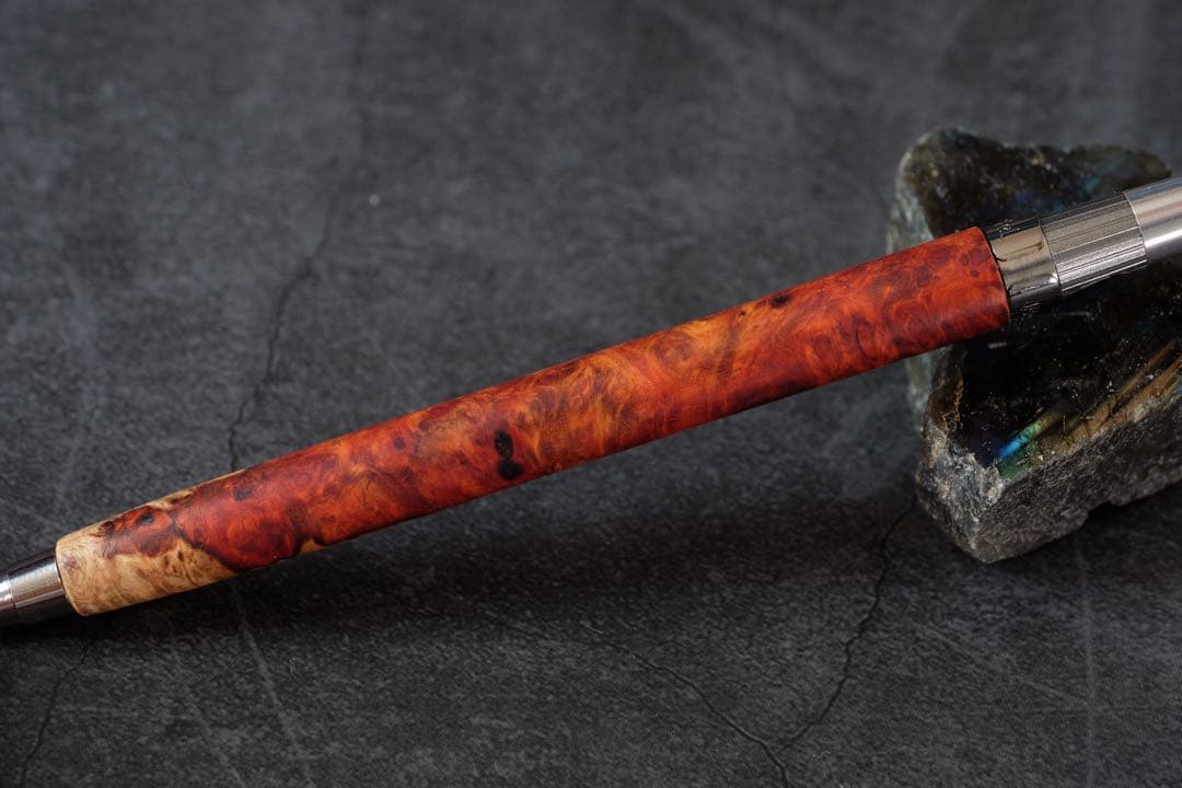 PG5木軸カスタム0166　高村杢工房 製図用シャープペンシル　花梨瘤極上の紅白